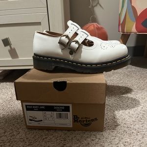 Dr. Martens Mary Jane smooth leather size 7 women’s